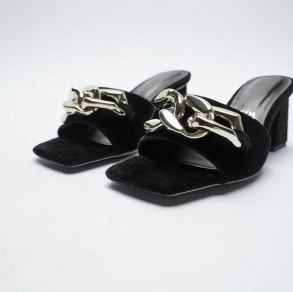 ZARA HEELED VELVET SANDALS WITH CHAIN Bloggers favorite - Picture 13 of 14